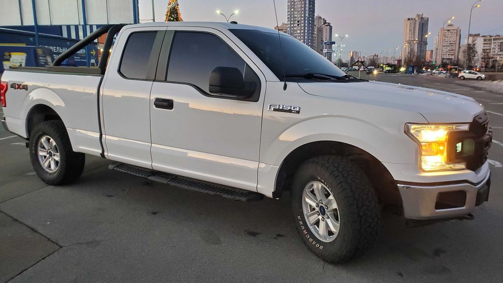 продам доглянутий Ford F-150, 5.0 V8, 4x4 з блокуванням