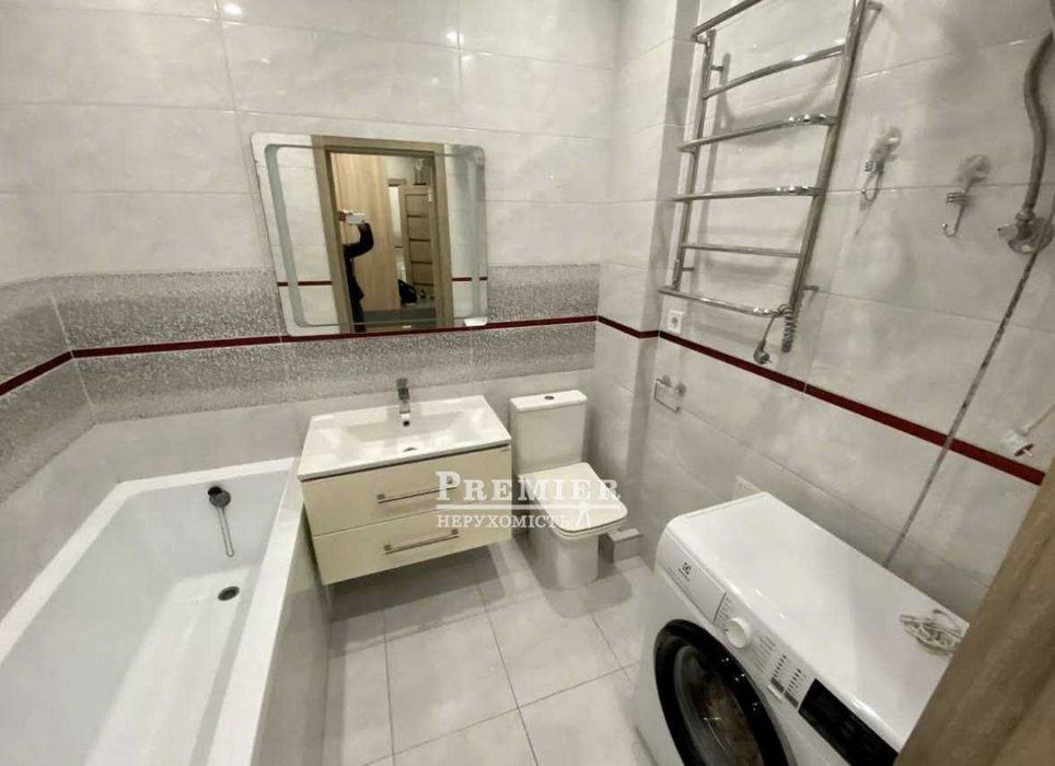 1 кімн квартира з ремонтом у новому будинку на Таїрова