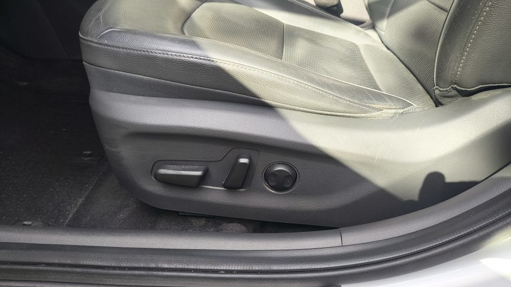 Hyundai ionic 38кВт premium