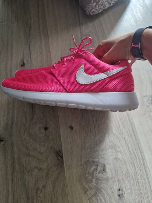 Czerwone adidasy Asics rozmiar 39