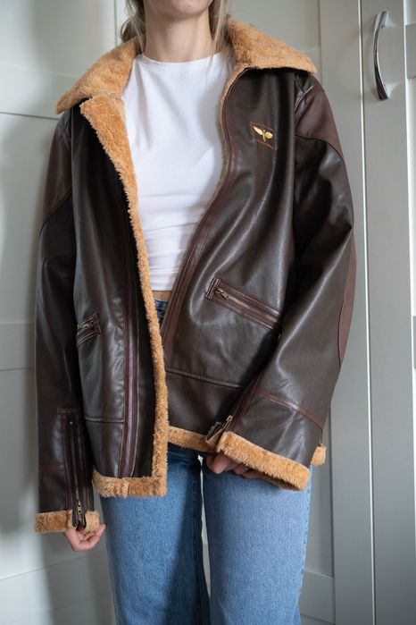 Kurtka pilotka ocieplana eko skóra brązowa z kożuchem vintage oversize