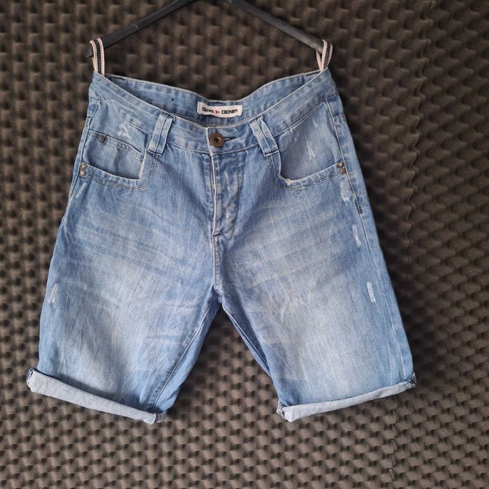 Diverse krótkie spodenki męskie rozm. 30 Jefferson