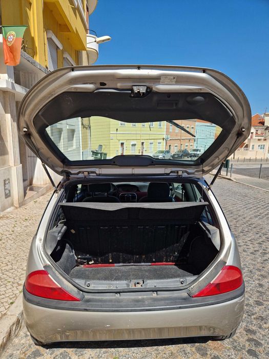 Lancia em super bom estado