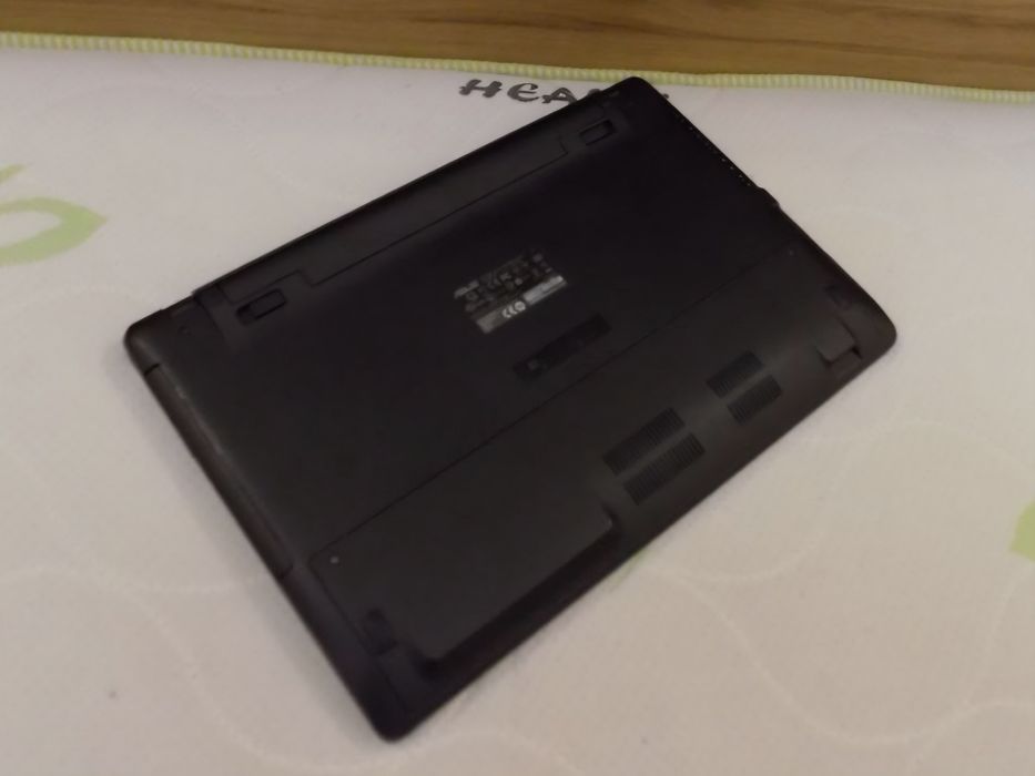 Asus X550CC у доброму стані