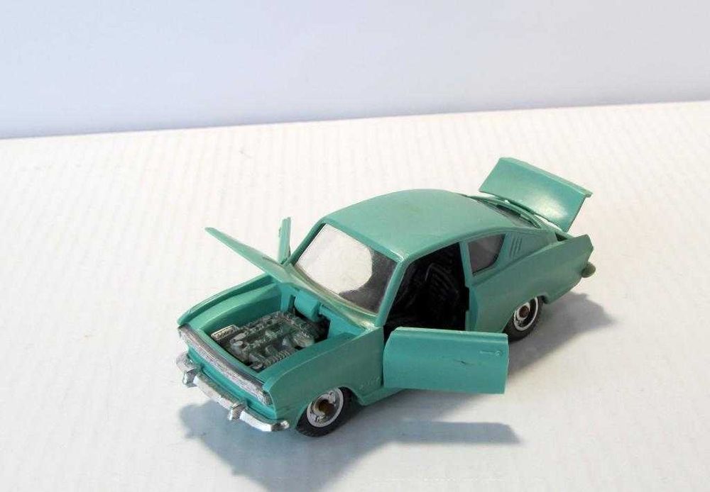 модели Alfa-Romeo, Ferrari, NSU СССР.  Опель СССР. Checker John Wick