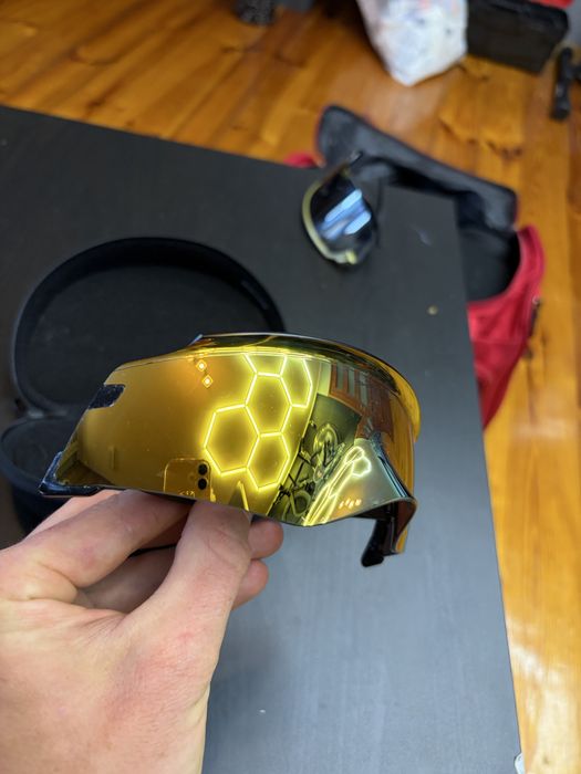 Oakley kato 24k gold