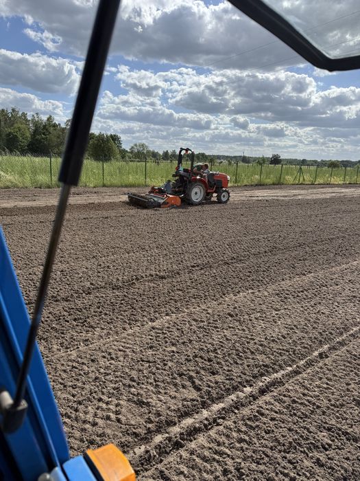 Usługi ziemno ogrodnicze glebogryzarka separacyjna niwelacja terenu kosiarka bijakowa nasadzenia mini koparka transport wywrotką