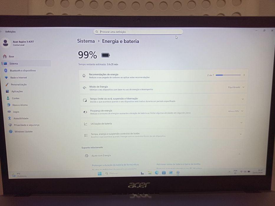 Portátil Acer Aspire 3 i5 11ª Gen | 8GB | SSD 256GB | 17.3” Full HD