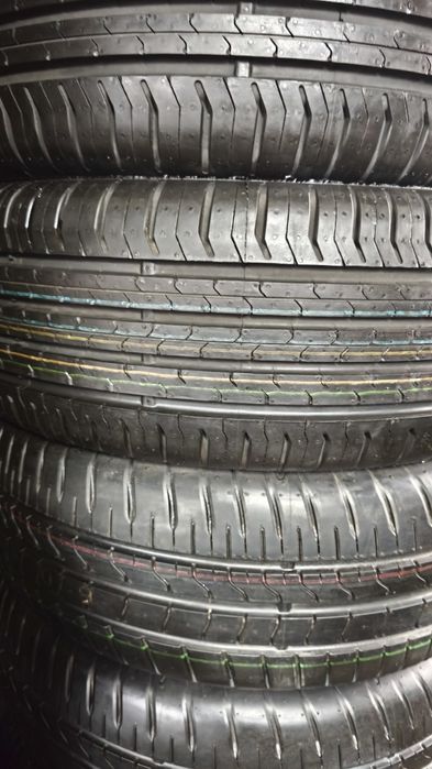 Pneus  215/60/16