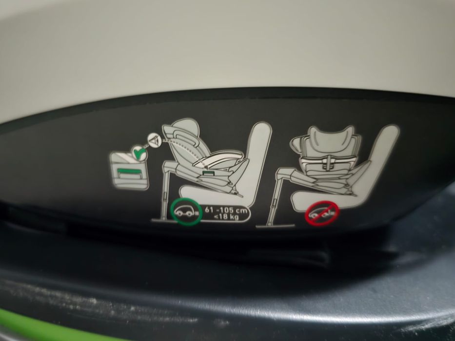 Fotelik samochodowy Besafe iZi Twist i-Size