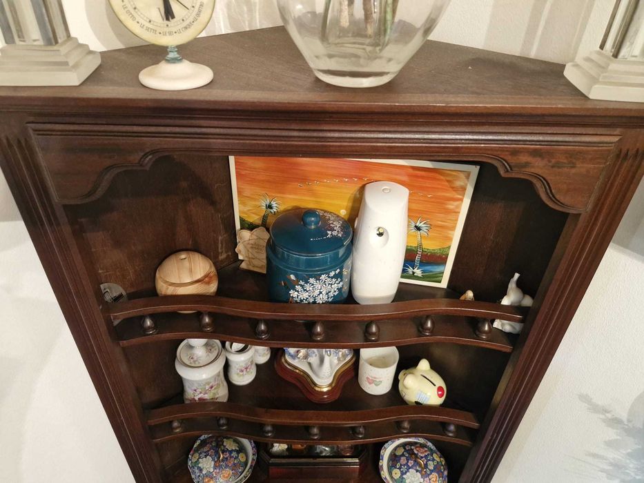 Armário Alto de Canto