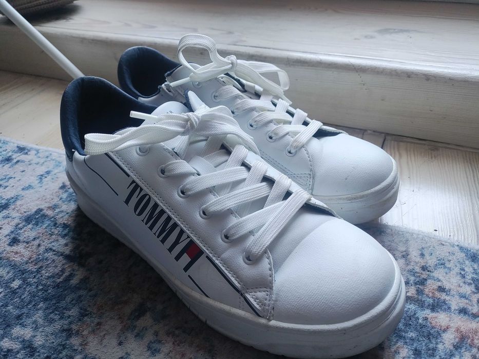 Buty dla nastolatka Tommy Hilfiger rozmiar 40