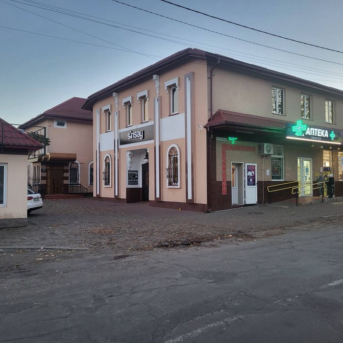 Оренда частини торгового комплесу «Асторія»