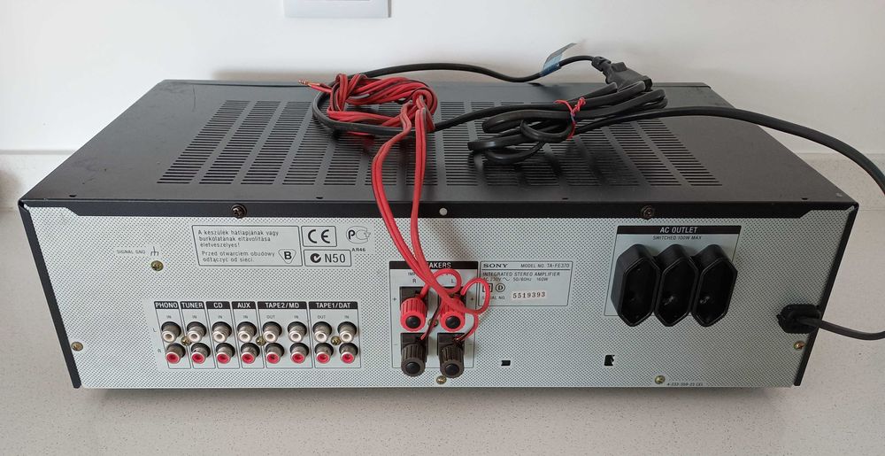 Amplificador, leitor de CD's e colunas audio