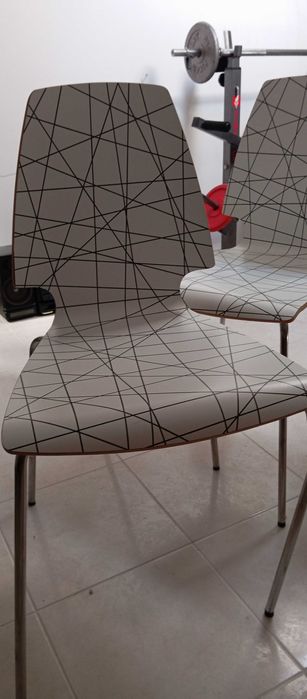 4 cadeiras como novas