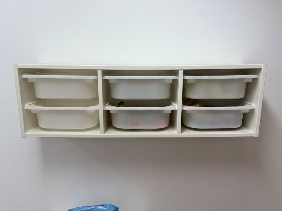 Estante de parede TROFAST IKEA + 6 gavetas