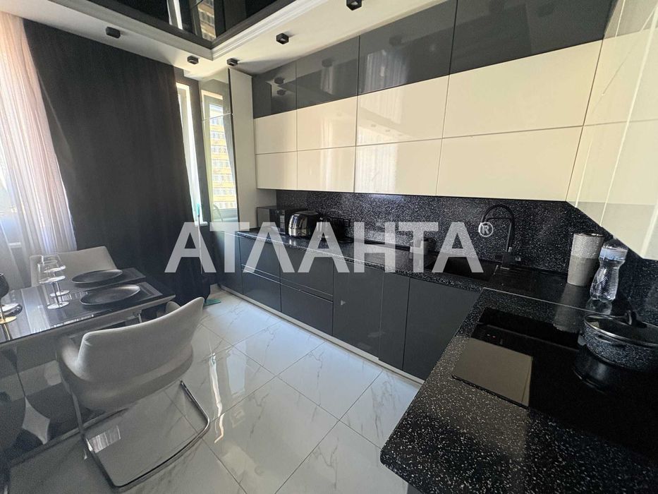 В продаже дизайнерская однокомнатная квартира на Таирова!