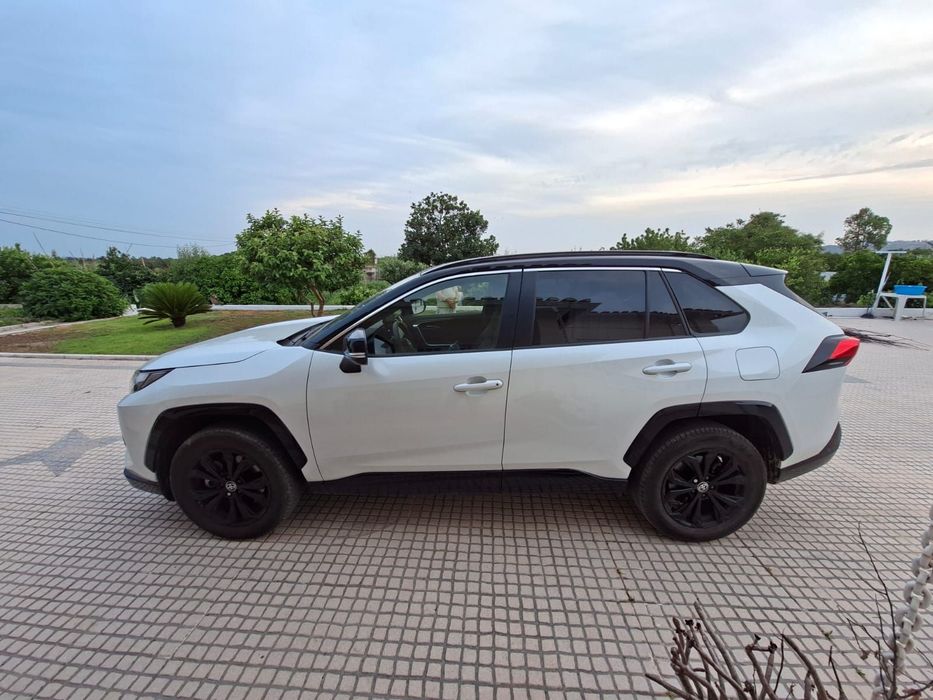 Toyota RAV4 2.5 HDF Square Collection