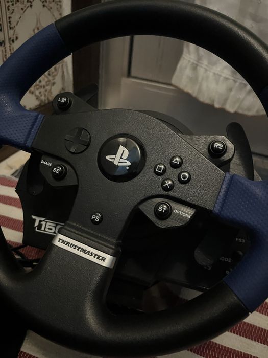 Volante Thrustmaster T150 + Pedais – PS4 / PS5 / PC