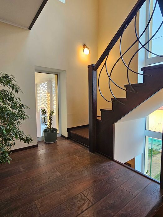 Продам будинок за ж/м Перемога-6