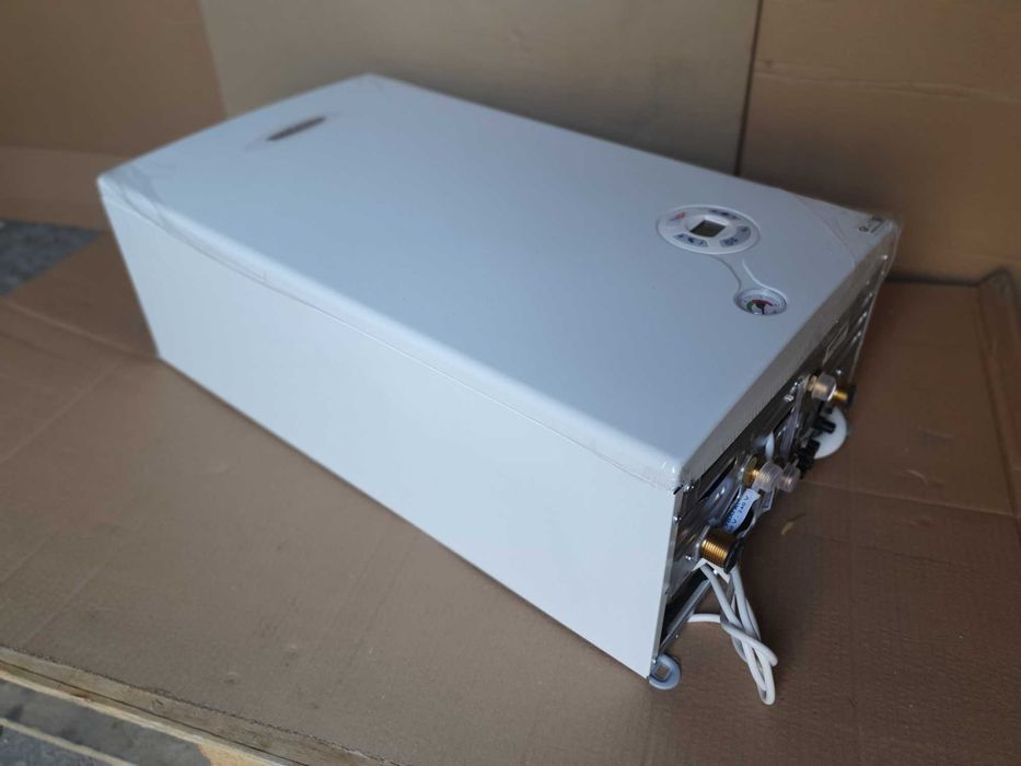 Газовый котел NOVA FLORIDA NIBIR CU 18 турбированный, двухконтурный