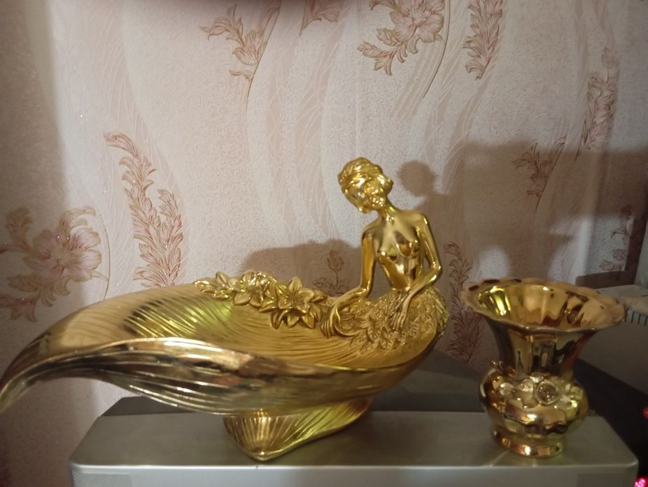 Ваза фарфоровая, фруктовница конфетница золотая золотистая винтаж ссср