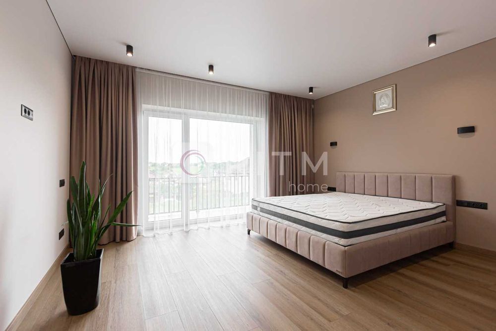 Продаж будинку з дизайнерським ремонтом 5хв від Сихова.