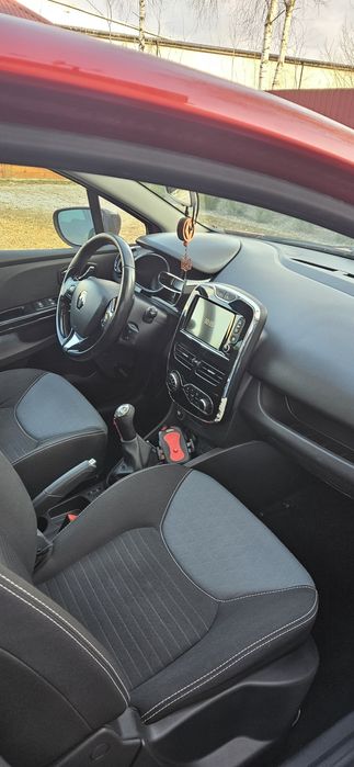 Хімчистка салону авто від 3500.