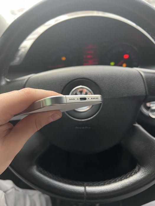 iPhone 16 Pro 128 GB White • 89% батарея • Ідеальний стан