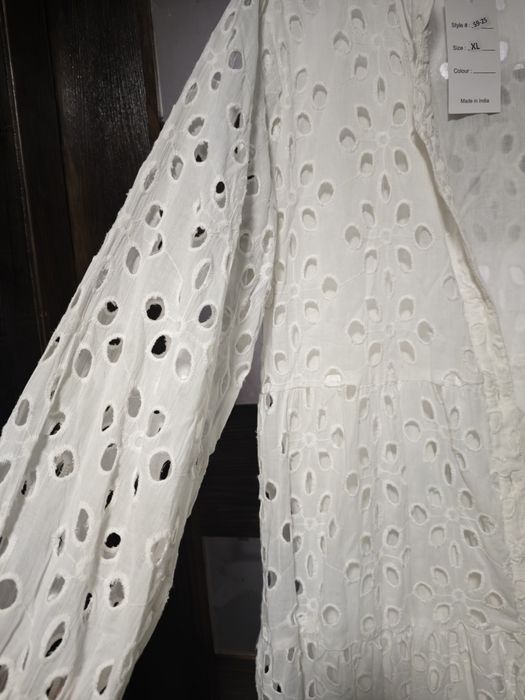 Плаття жіноче      .