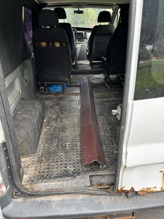 Renault trafic long