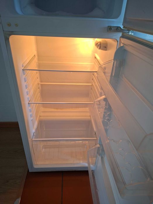 Frigorífico - Marca Kunft