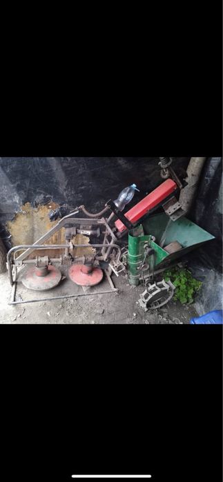 Продаж міні трактора