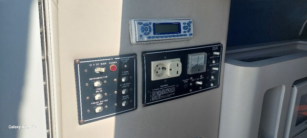 Crownline 268 CR Turbo Diesel