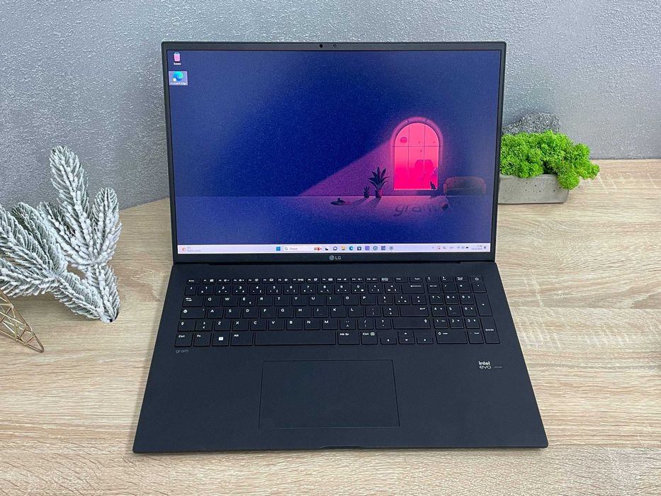 Ультрабук LG Gram 17Z90S 17" 2K/ Core Ultra 7-155H/32Gb DDR5/1TB Новий