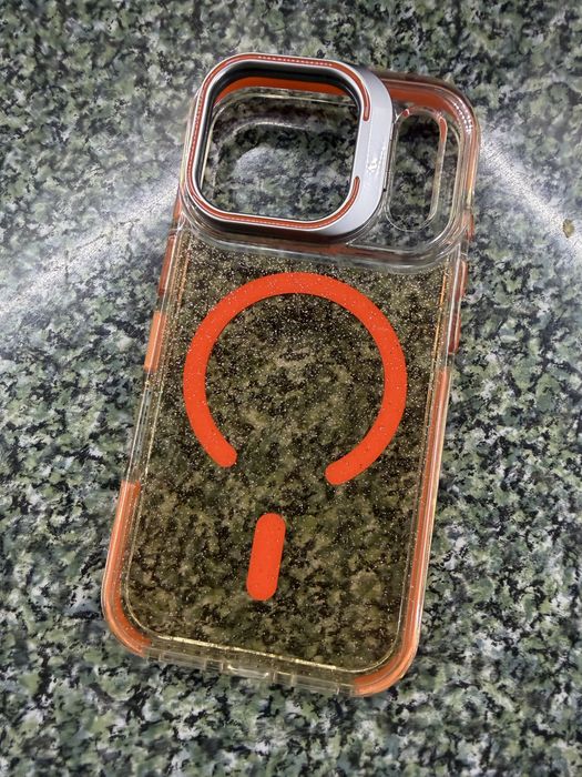 Чехол на iphone 17 pro