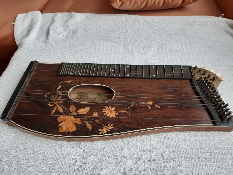 Cytra firmy P. Ed. Hoenes