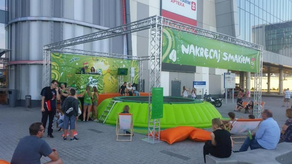 Stoisko targowe Poznań Trisystem Quadrosyste - system Octanorm