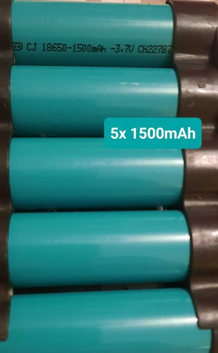 4 sztuki bateria 1.5Ah plus 2 zasilacze pseudo Makita 18V