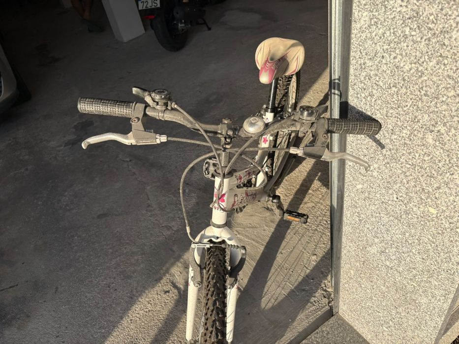 Bicicleta infantil rosa