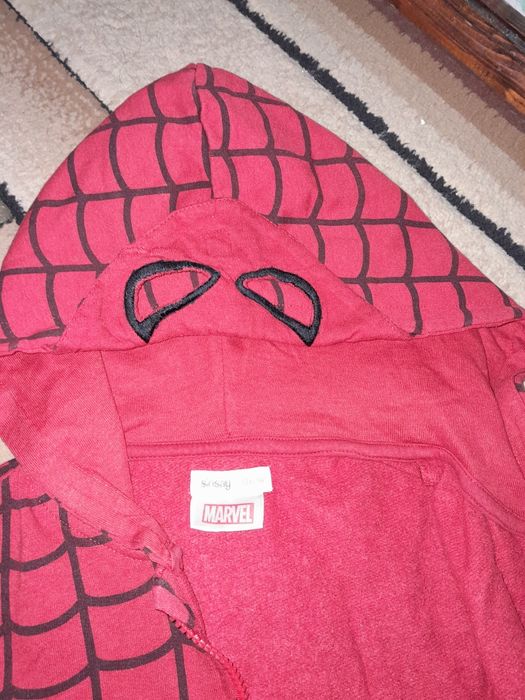 Костюм  + штани спанч Боб  на хлопчика 134 розміру