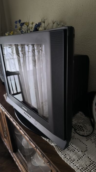 Samsung Slim TV!