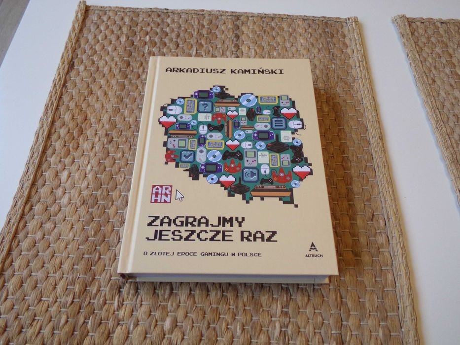 Książka "Zagrajmy jeszcze raz" z podpisem autora