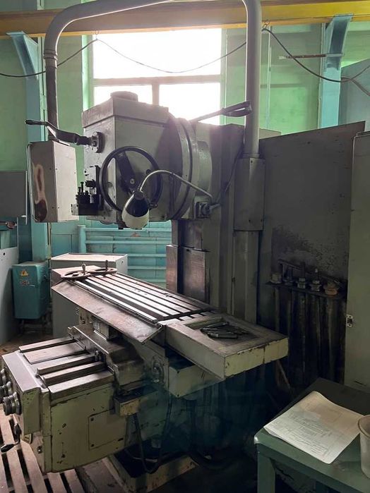 FSS 315 - Вертикально - фрезерный станок  Heckert, верстат