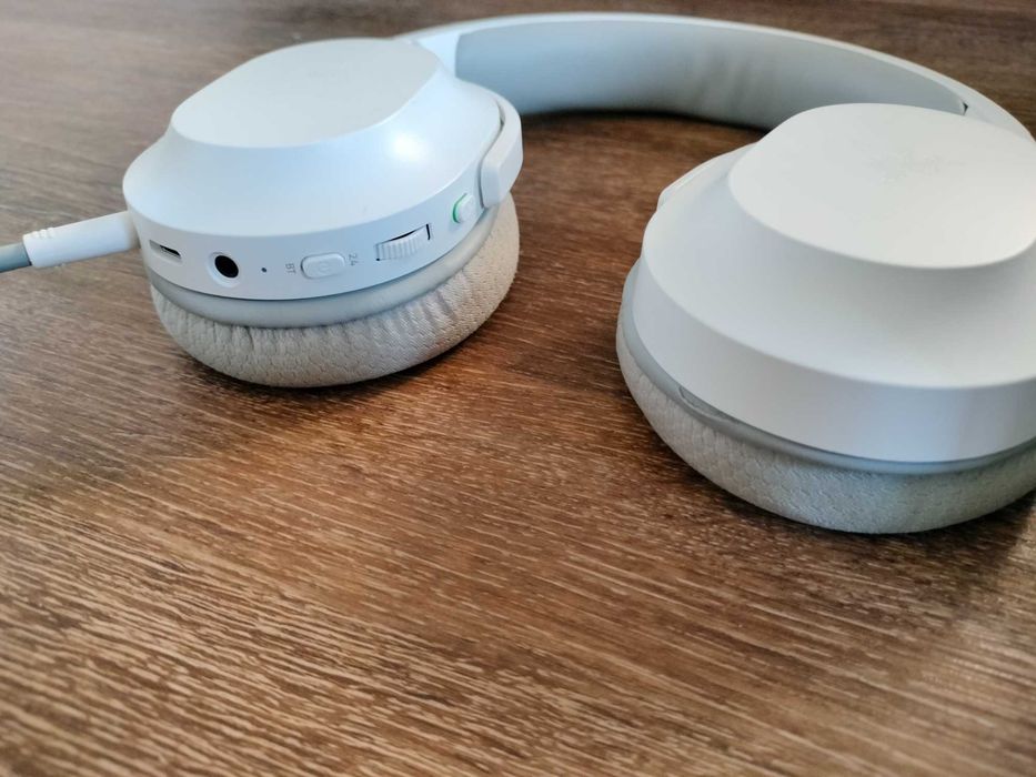 Razer Barracuda X - mercury white