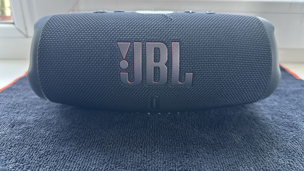Портативна колонка JBL Charge 5 40W Black