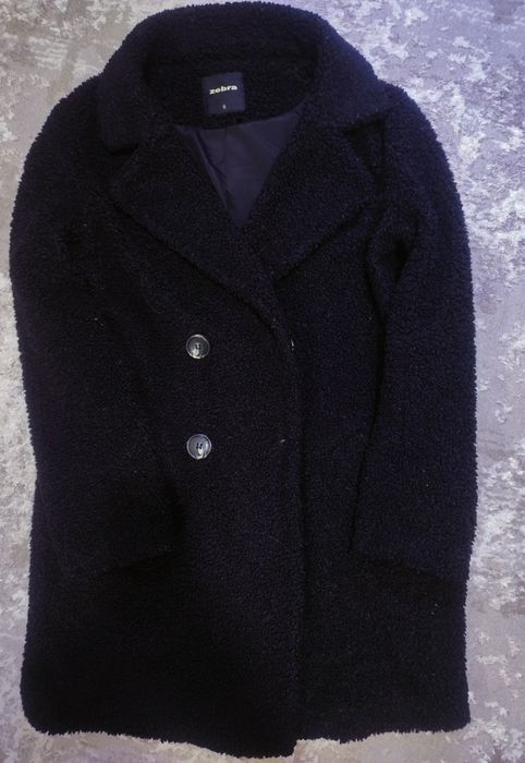 Чорне пальто теді