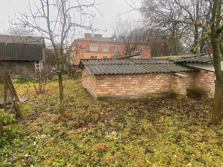 Будинок (літня кухня) із садом в смт Вовковинці, Хмельницька обл.