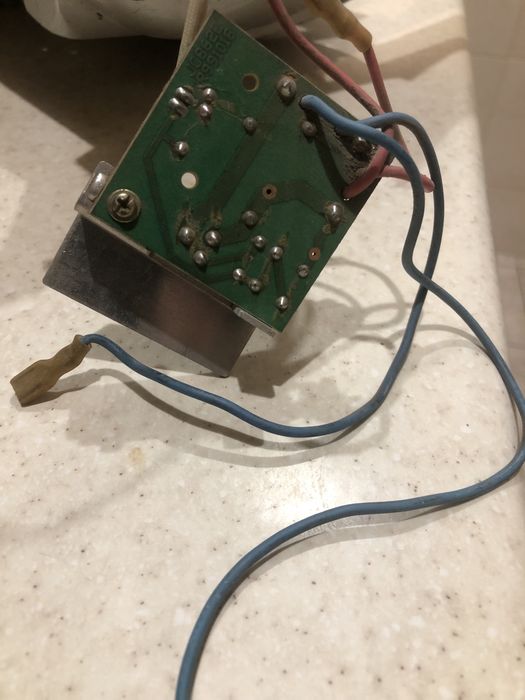 Пилосмок Сатурн на запчастини