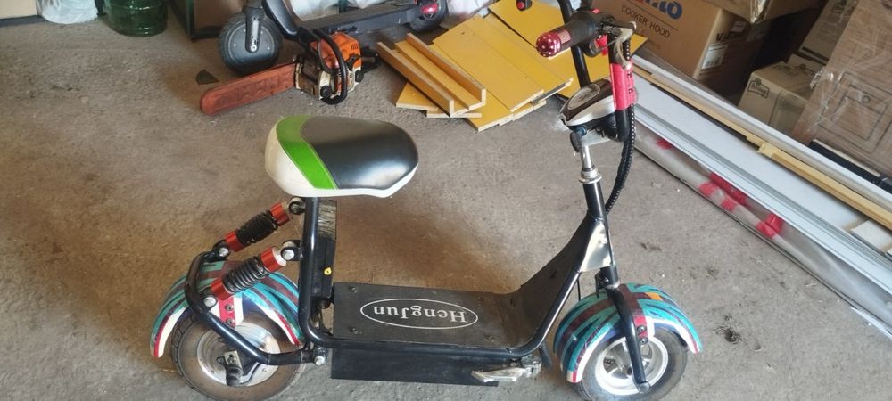 Электро скутер в хорошем состоянии
